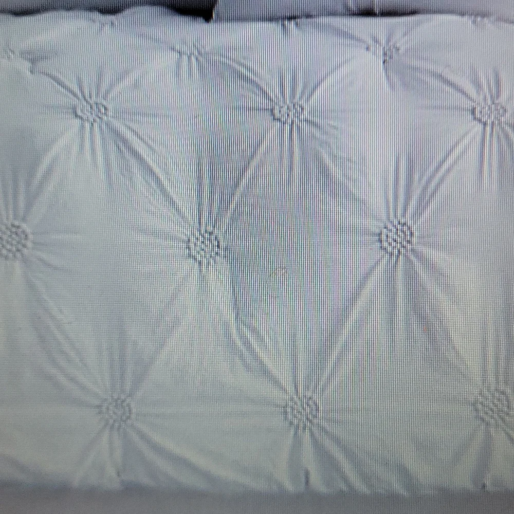 Swift Home Floral Pintuck Twin/Twin XL 2 pc comforter set Gray New in bag …